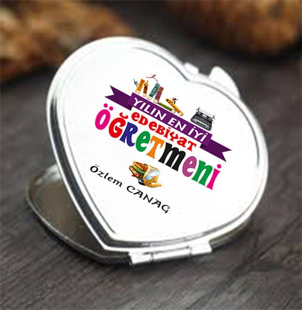Edebiyat Öğretmeni Makyaj Aynası 2