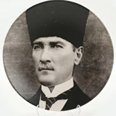 Atatürk Portreli Dekoratif Tabak